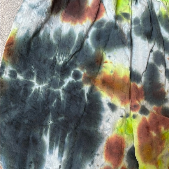 Kids Tie-Dye Halter Romper - Picture 4 of 8